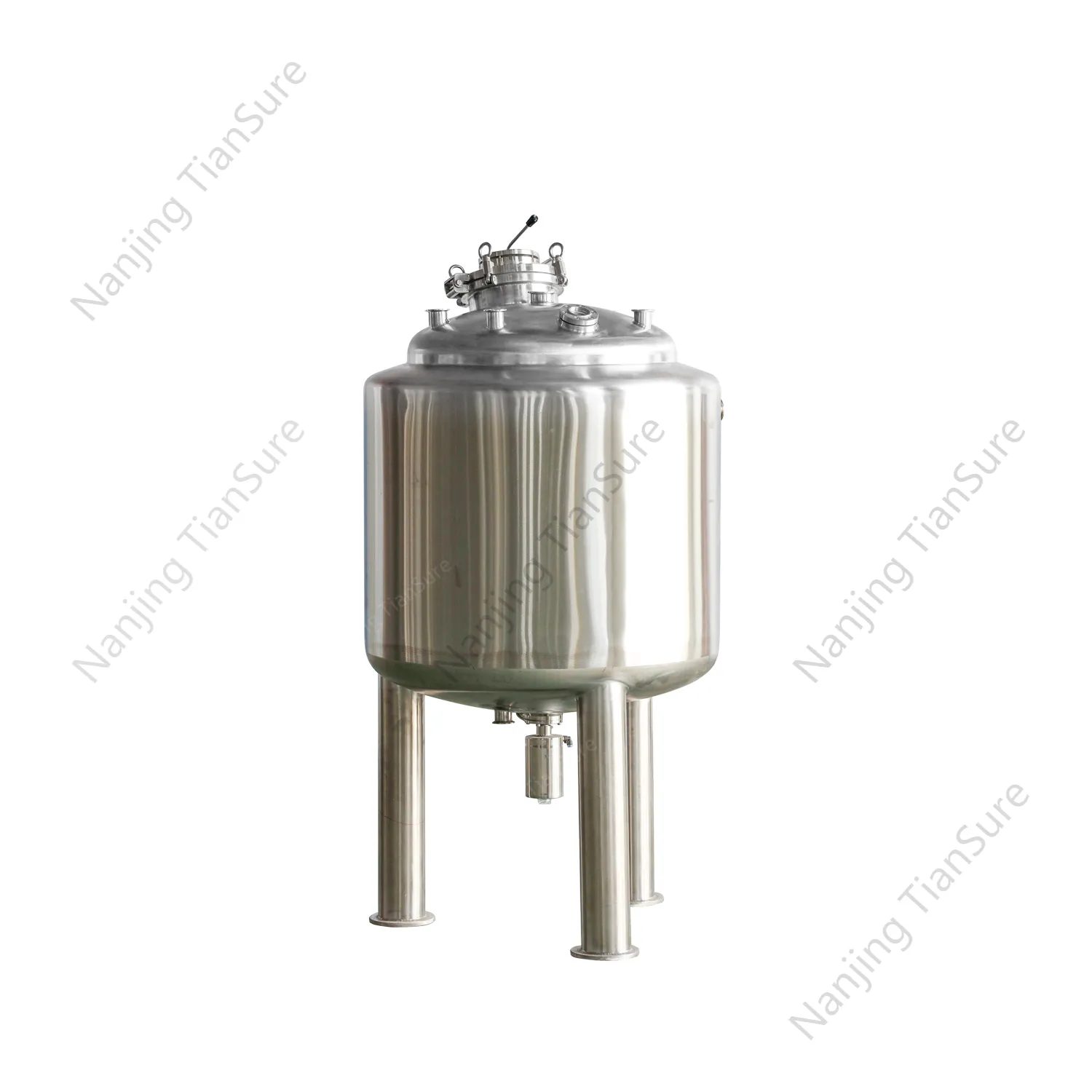 Magnetic stirring tank